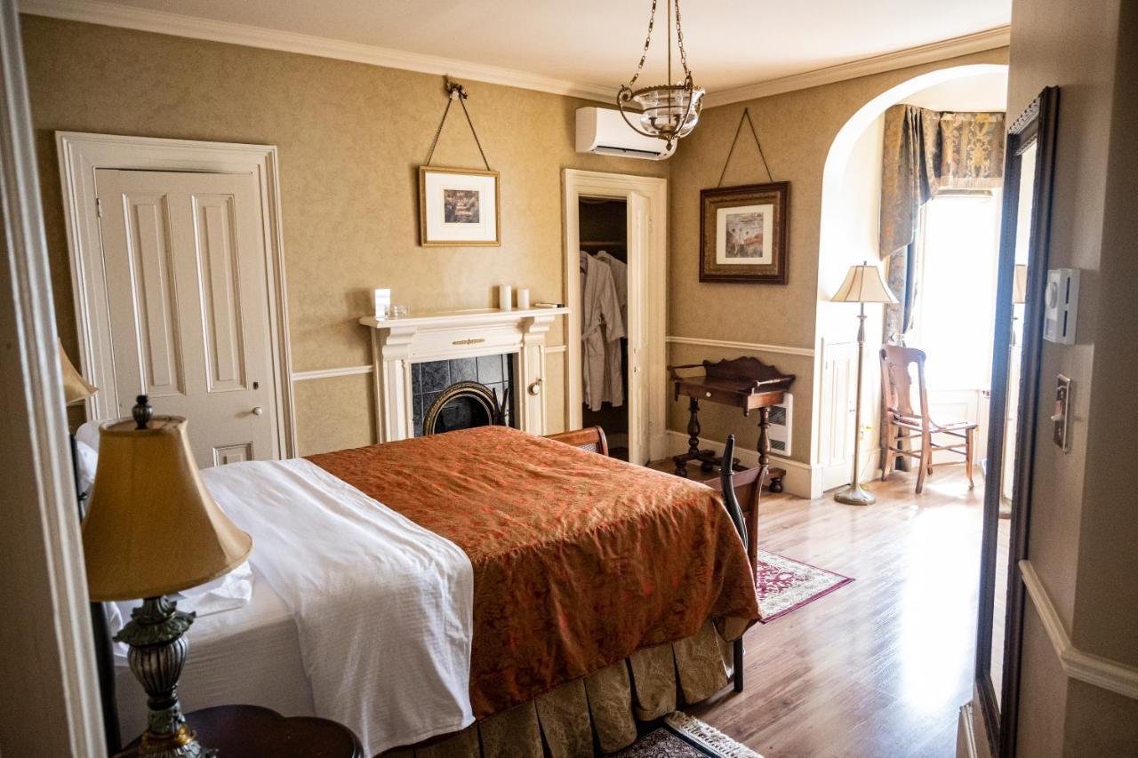 Belle View Manor Inn Harbour Grace 외부 사진