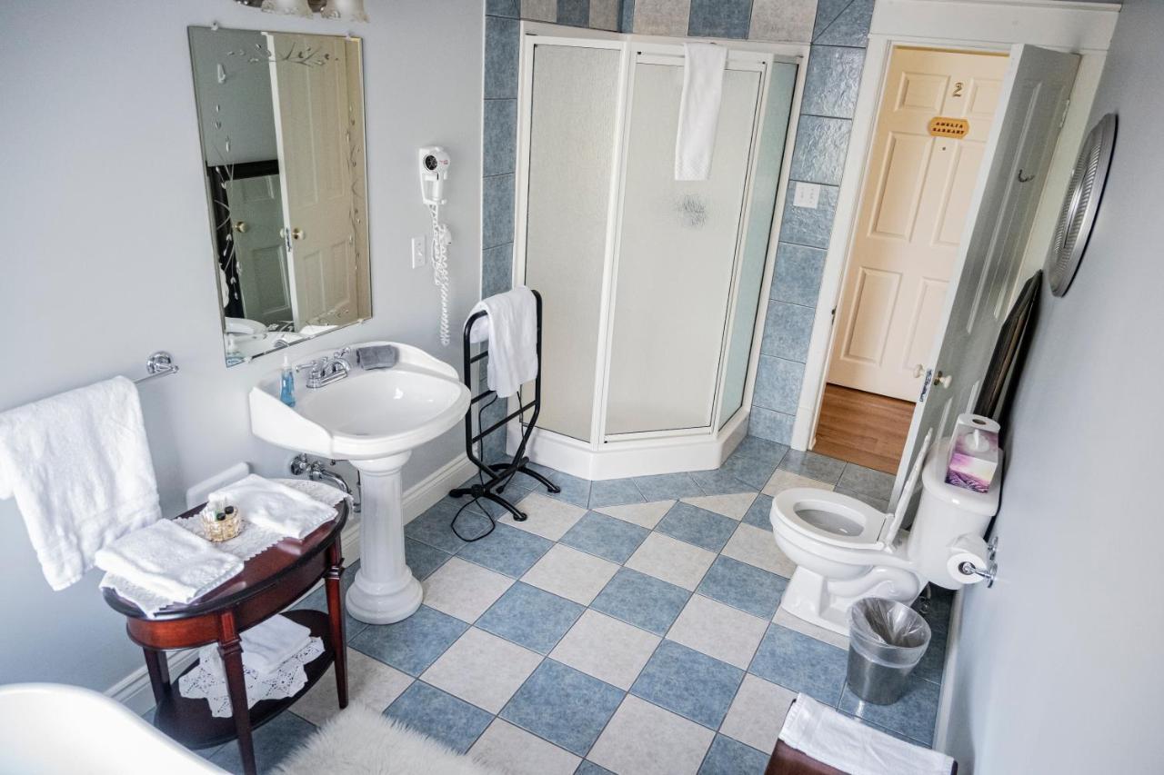 Belle View Manor Inn Harbour Grace 외부 사진