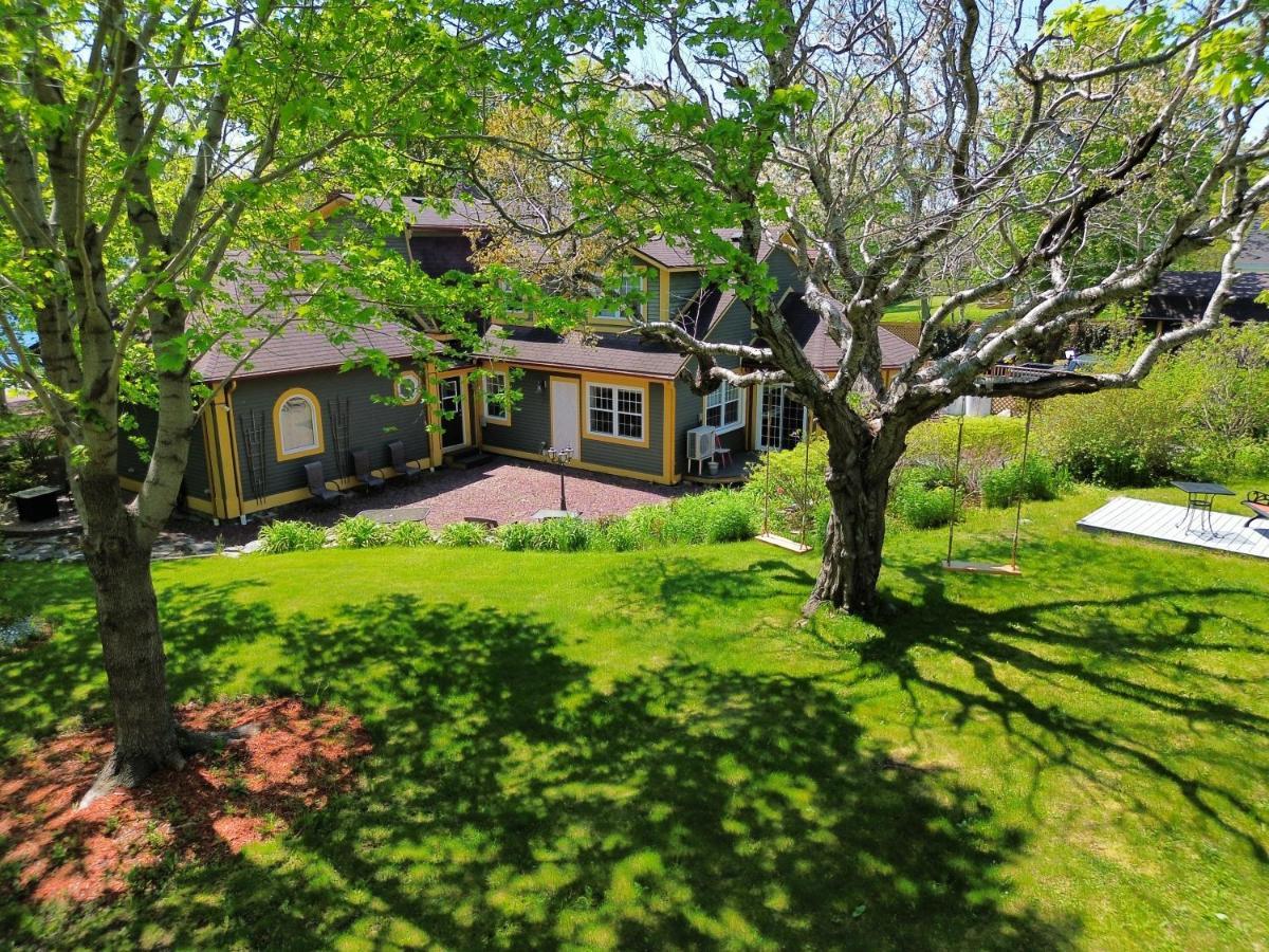 Belle View Manor Inn Harbour Grace 외부 사진
